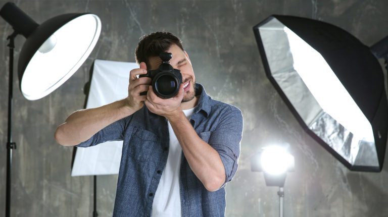 Wat moet ik weten voordat ik een professionele fotograaf inhuur? | ZZP Barometer
